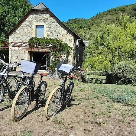 La Grange Du Colombier - Geniez D'olt Et D'aubrac Сasa de vacaciones *